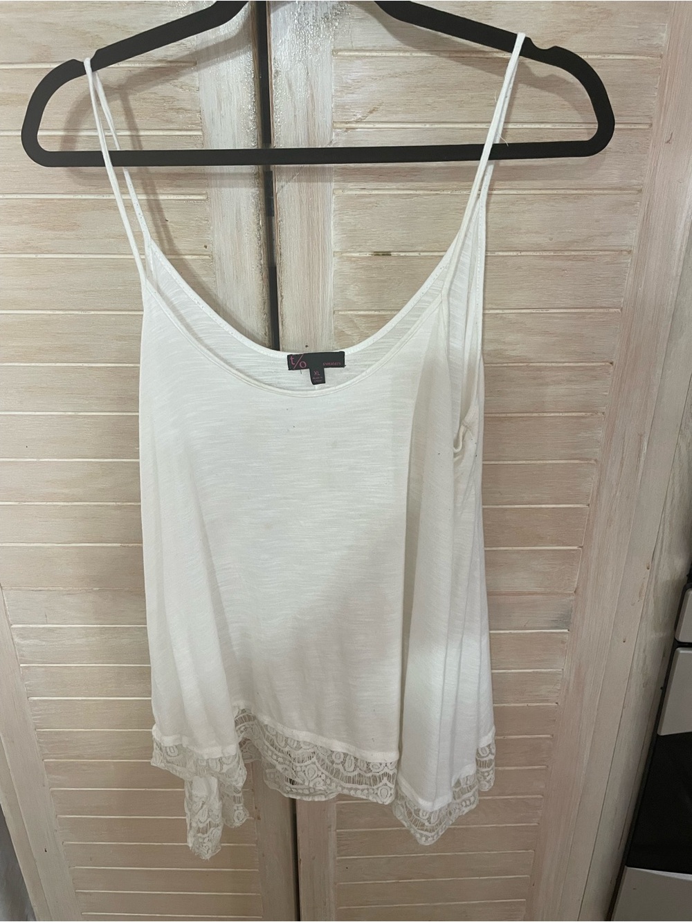 t/o ivory Lace-Hem Slub Spaghetti Strap cotton Cami hi lo style